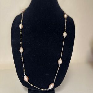 Elegant Gold Pearl Necklace